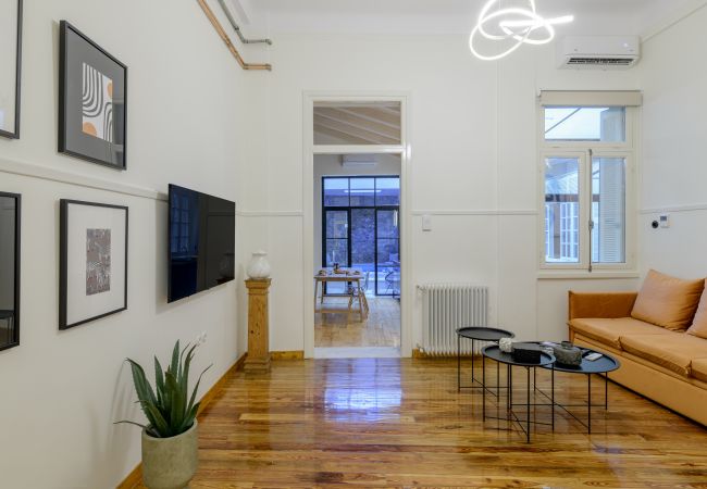 Apartment in Athens - Incomparable Plaka's Lux 2bdrm Apt w/Pvt Heated Pool Apartment in Athens - Incomparable Plaka's Lux 2bdrm Apt w/Pvt Heated Pool