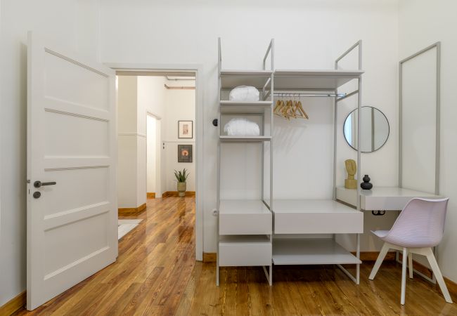 Apartment in Athens - Incomparable Plaka's Lux 2bdrm Apt w/Pvt Heated Pool Apartment in Athens - Incomparable Plaka's Lux 2bdrm Apt w/Pvt Heated Pool