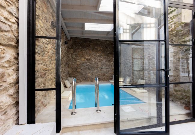 Apartment in Athens - Incomparable Plaka's Lux 2bdrm Apt w/Pvt Heated Pool Apartment in Athens - Incomparable Plaka's Lux 2bdrm Apt w/Pvt Heated Pool