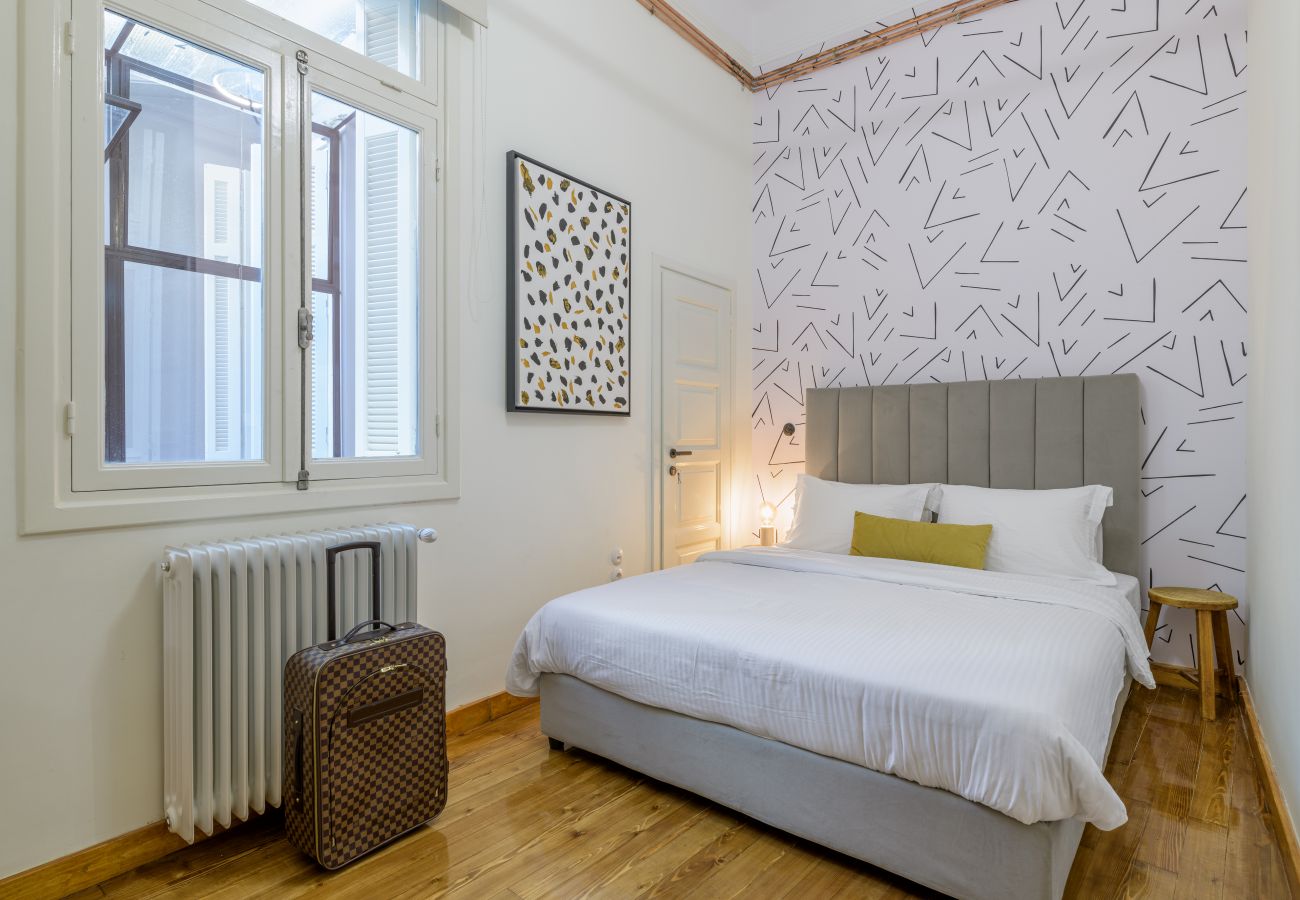 Apartment in Athens - Incomparable Plaka's Lux 2bdrm Apt w/Pvt Heated Pool