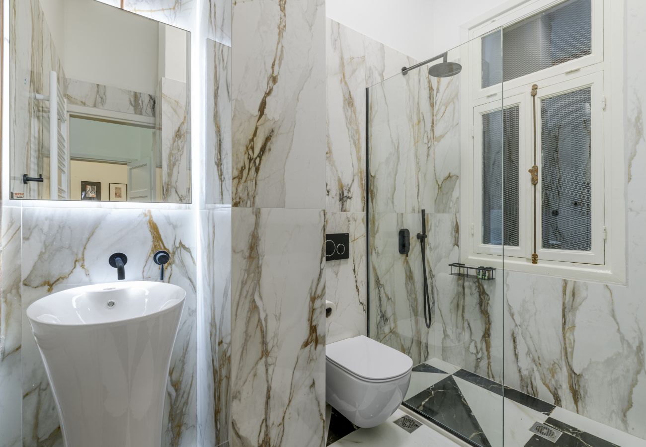 Apartment in Athens - Incomparable Plaka's Lux 2bdrm Apt w/Pvt Heated Pool