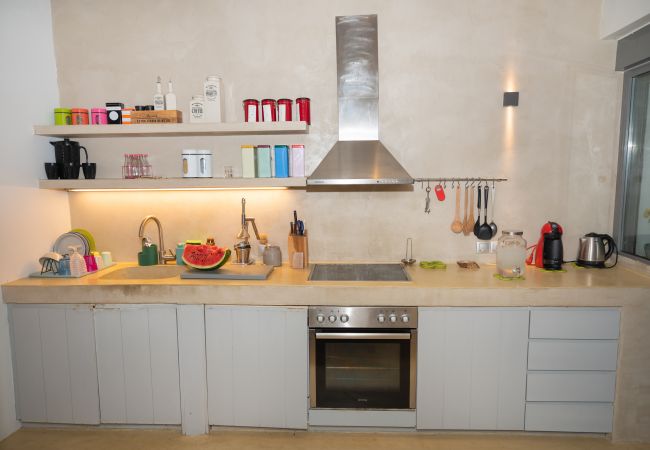 Villa in Istiea - Beach Villa Next To The Waves! Villa in Istiea - Beach Villa Next To The Waves!