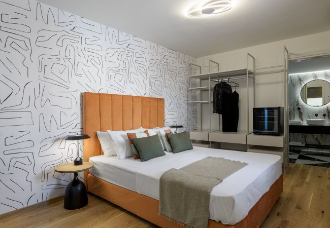 Apartment in Athens - Paradise Suite with Jacuzzi & Acropolis view Apartment in Athens - Paradise Suite with Jacuzzi & Acropolis view