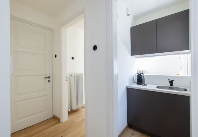 Apartment in Athens - Paradise Suite with Jacuzzi & Acropolis view Apartment in Athens - Paradise Suite with Jacuzzi & Acropolis view