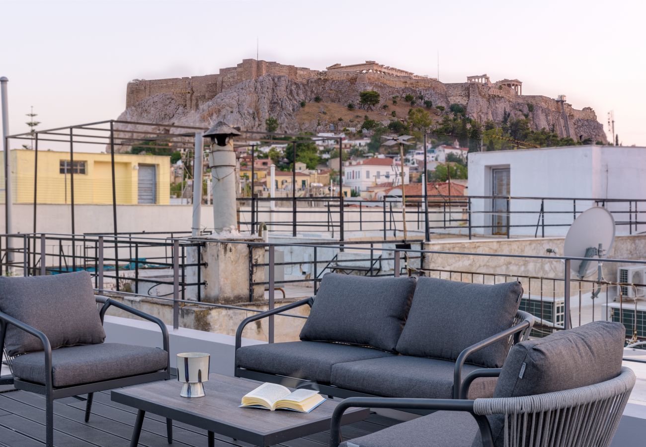 Apartment in Athens - Paradise Suite with Jacuzzi & Acropolis view
