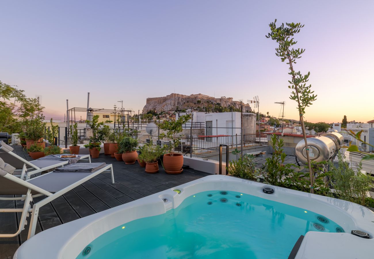 Apartment in Athens - Paradise Suite with Jacuzzi & Acropolis view