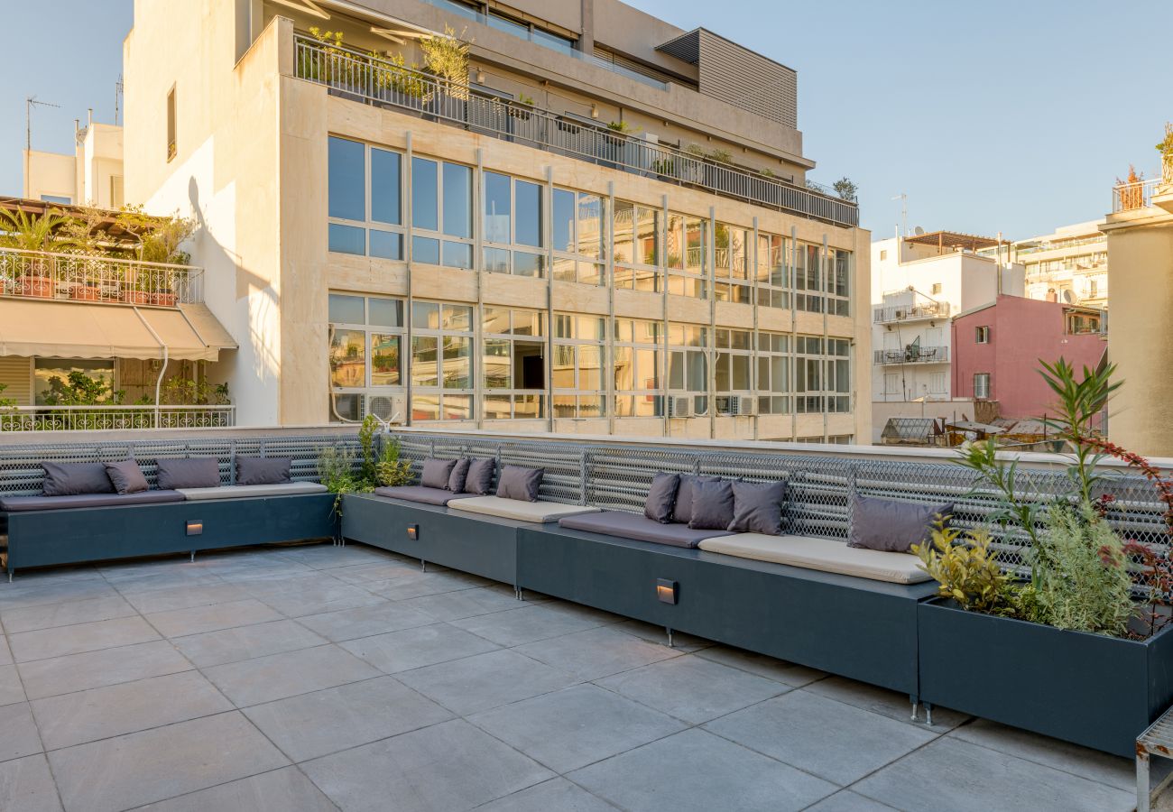 Apartment in Athens - Paradise Suite with Jacuzzi & Acropolis view
