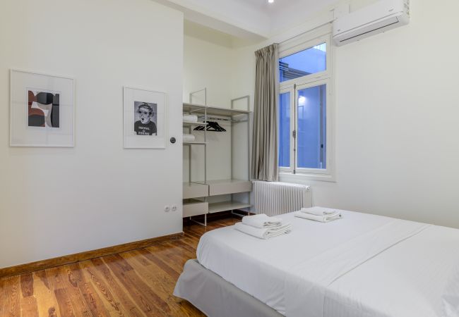 Apartment in Athens - 3Bdr Modern Design & Bright Interiors in Plaka  Apartment in Athens - 3Bdr Modern Design & Bright Interiors in Plaka