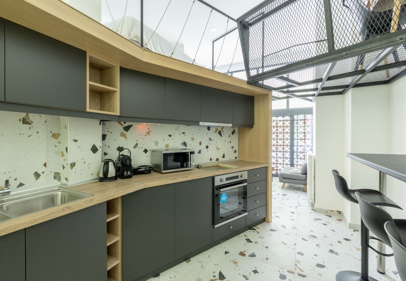 Apartment in Athens - On Air Top Designed Gem