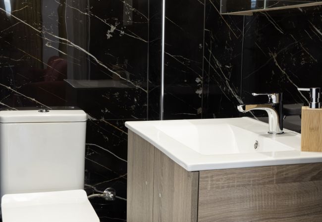 Apartment in Athens - Beautiful 2 bdrm apt in Athens Apartment in Athens - Beautiful 2 bdrm apt in Athens