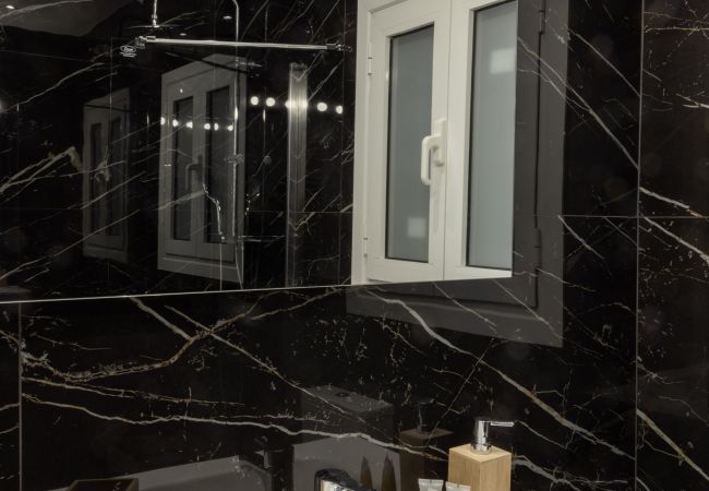 Apartment in Athens - Beautiful 2 bdrm apt in Athens Apartment in Athens - Beautiful 2 bdrm apt in Athens