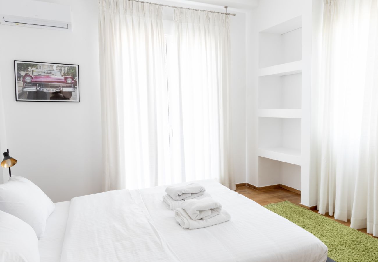 Apartment in Athens - Beautiful 2 bdrm apt in Athens