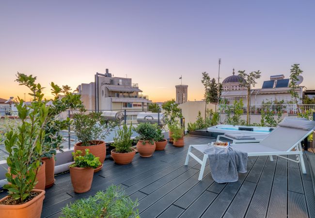 Apartment in Athens - Your 4 bdrm Dream House w/Acropolis View & Jacuzzi Apartment in Athens - Your 4 bdrm Dream House w/Acropolis View & Jacuzzi