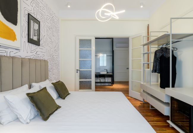 Apartment in Athens - Your 4 bdrm Dream House w/Acropolis View & Jacuzzi Apartment in Athens - Your 4 bdrm Dream House w/Acropolis View & Jacuzzi