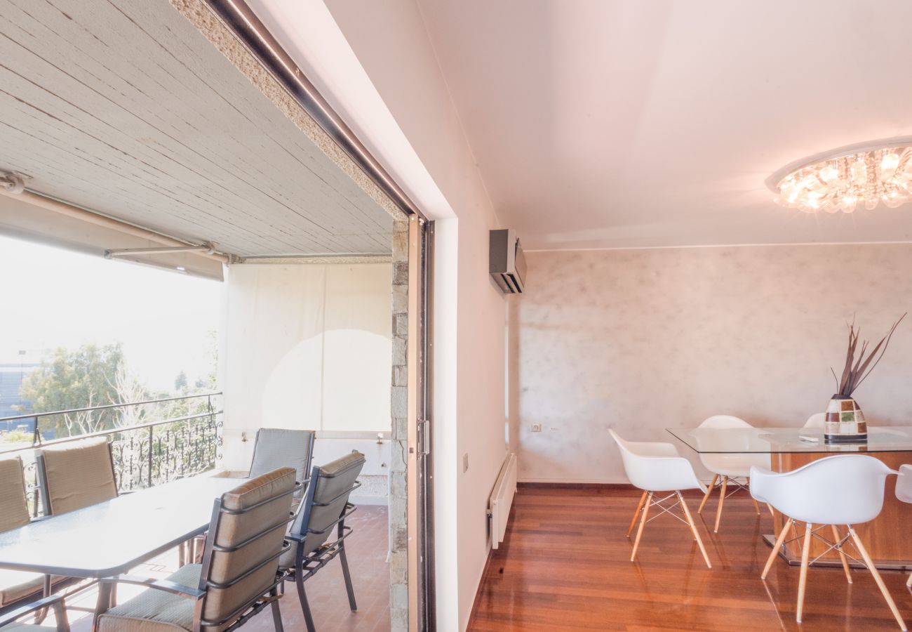 Apartment in Voula - 1 Ocean Breeze 3 Bedroom with Shared Pool 
