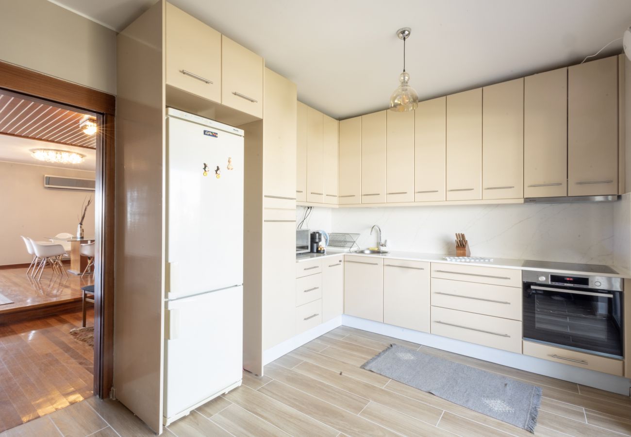 Apartment in Voula - 1 Ocean Breeze 3 Bedroom with Shared Pool 