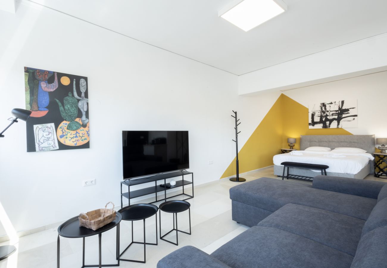 Studio in Athens - Hip And Fun in Athens Apt A