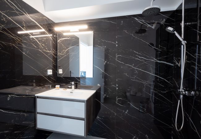 Studio in Athens - Hip And Fun in Athens Apt B Studio in Athens - Hip And Fun in Athens Apt B