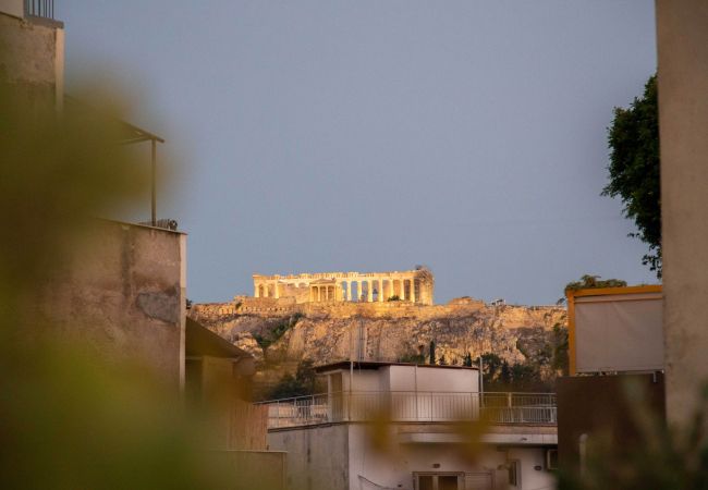 Apartment in Athens - Explore Athens Heart  on Foot w/Rooftop Deck