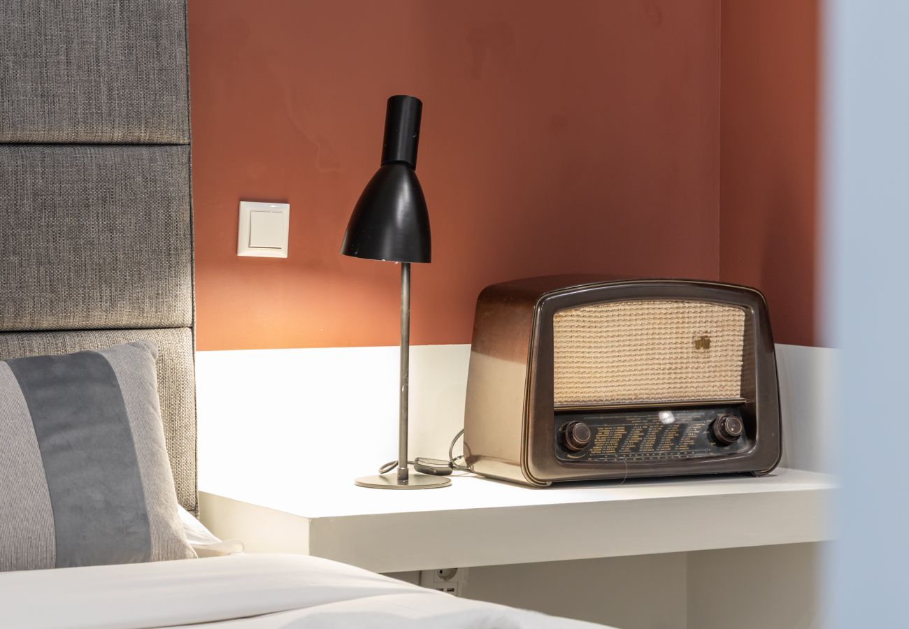 Apartment in Athens - 85 sqm  in the Heart of Athens w/Rooftop Deck
