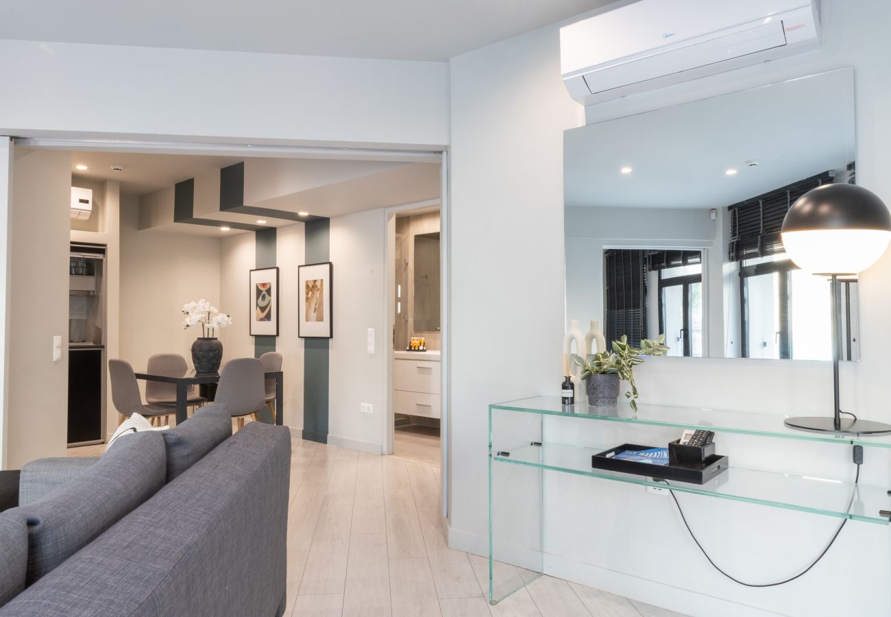 Apartment in Athens - Fantastic Central Athens Suite with Rooftop Deck
