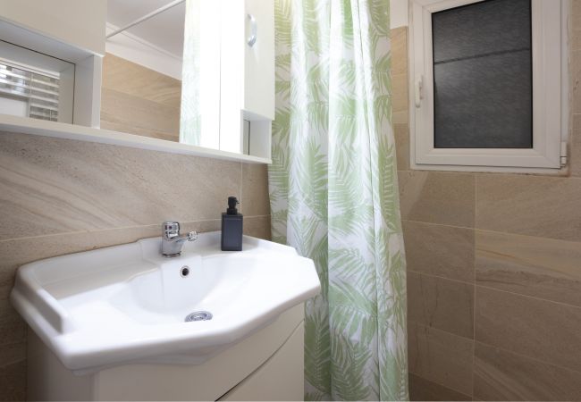 Apartment in Athens - Spacious High-Ceiling 2-Bedroom by Acropolis Museum Apartment in Athens - Spacious High-Ceiling 2-Bedroom by Acropolis Museum