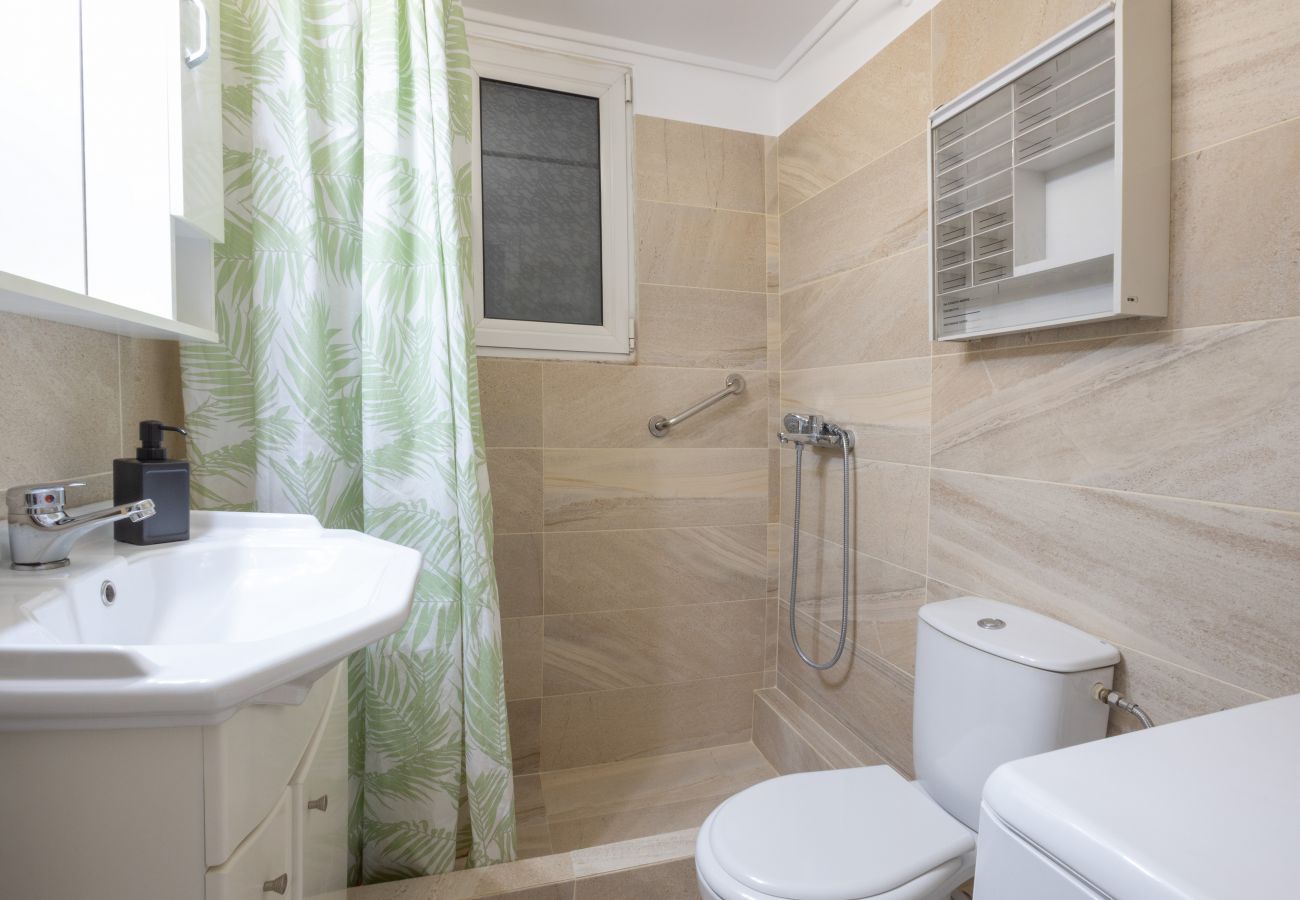 Apartment in Athens - Spacious High-Ceiling 2-Bedroom by Acropolis Museum