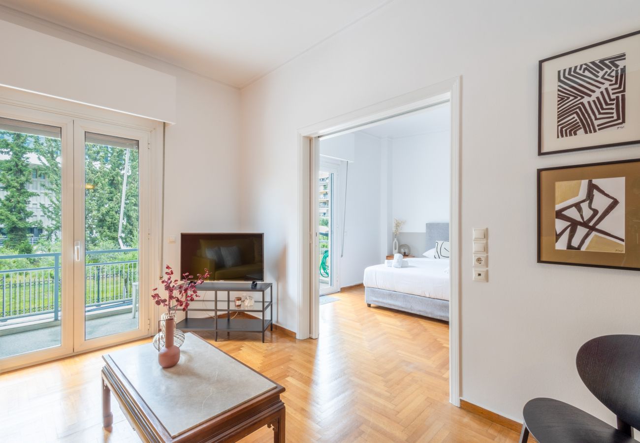 Apartment in Athens - Spacious High-Ceiling 2-Bedroom by Acropolis Museum