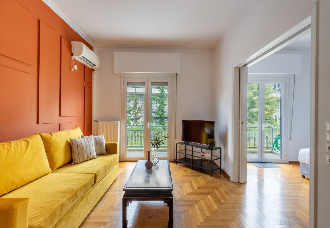 Apartment in Athens - Spacious High-Ceiling 2-Bedroom by Acropolis Museum