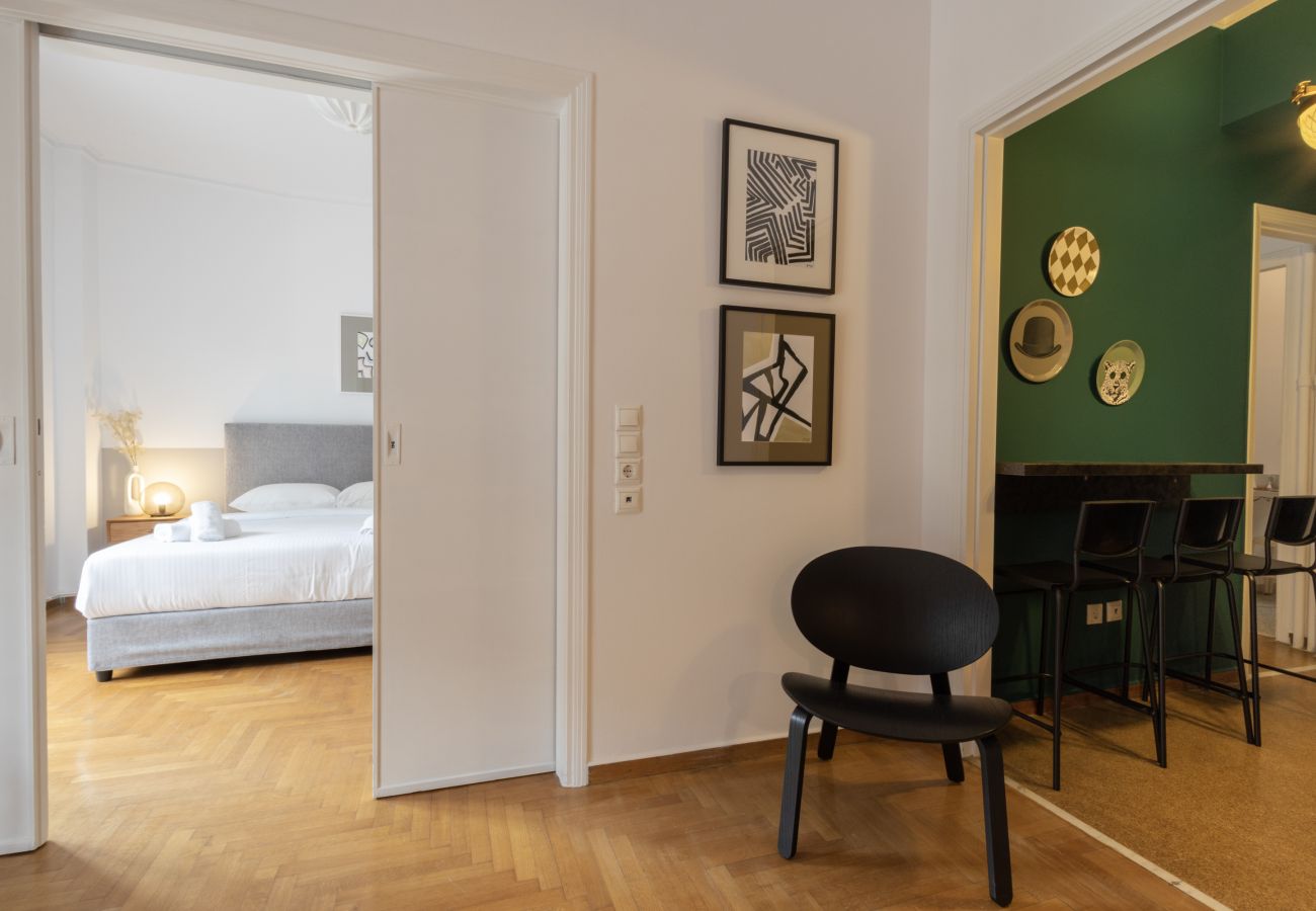 Apartment in Athens - Spacious High-Ceiling 2-Bedroom by Acropolis Museum