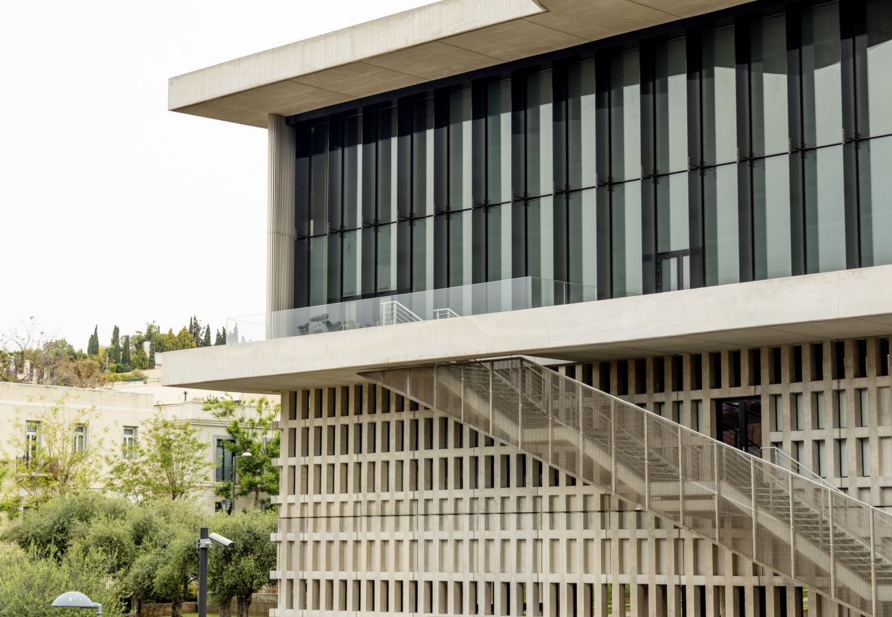 Apartment in Athens - Spacious High-Ceiling 2-Bedroom by Acropolis Museum