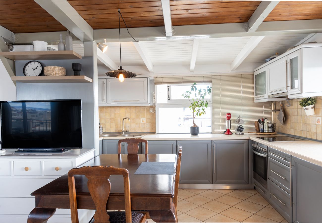 Apartment in Voula - Sunny Loft with a Panoramic View