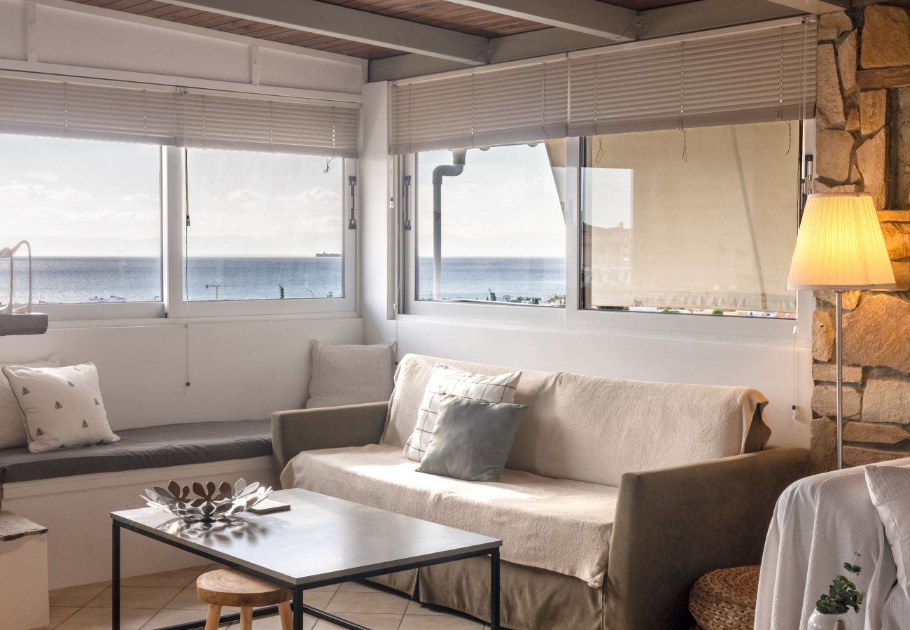 Apartment in Voula - Sunny Loft with a Panoramic View