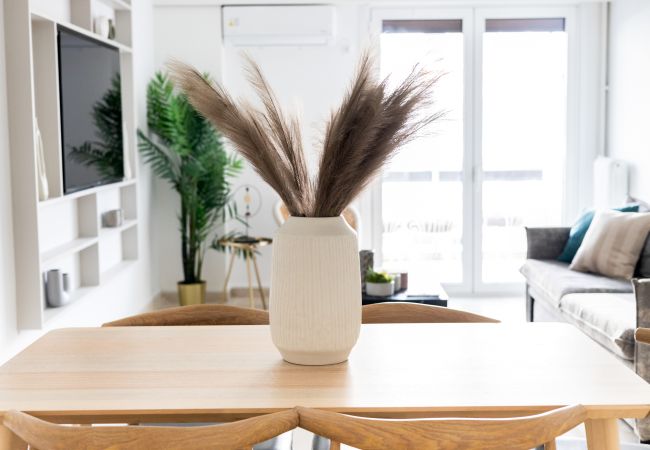 Apartment in Glyfada - Charming Seaside Apartment | Elegant 2BR in Glyfada Apartment in Glyfada - Charming Seaside Apartment | Elegant 2BR in Glyfada