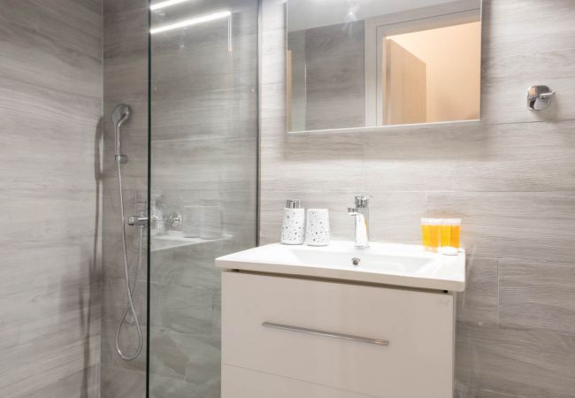 Apartment in Athens - Sunlit Serenity: Cozy 1bdrm Escape in Athens Apartment in Athens - Sunlit Serenity: Cozy 1bdrm Escape in Athens