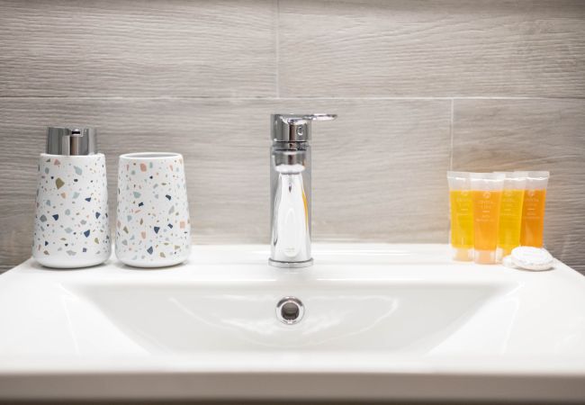 Apartment in Athens - Sunlit Serenity: Cozy 1bdrm Escape in Athens Apartment in Athens - Sunlit Serenity: Cozy 1bdrm Escape in Athens