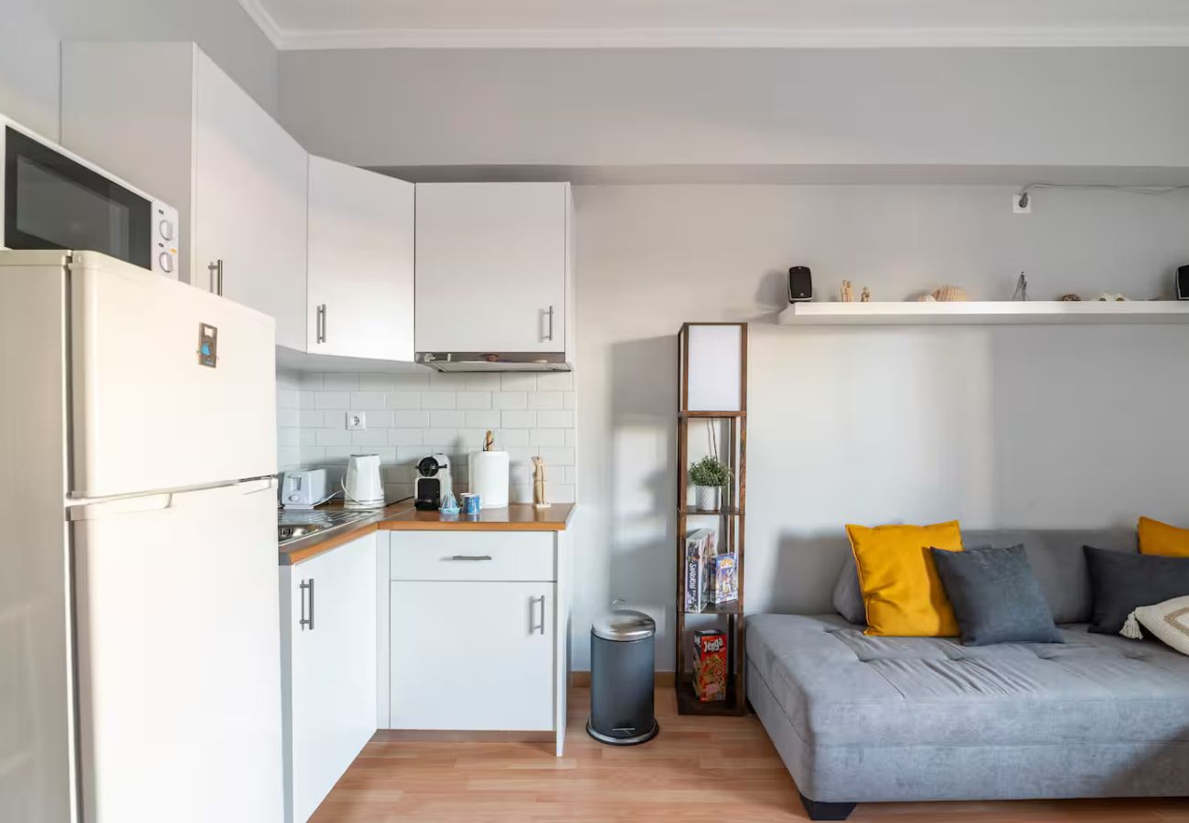 Apartment in Athens - Athenian Entertainment & Relaxation Hub