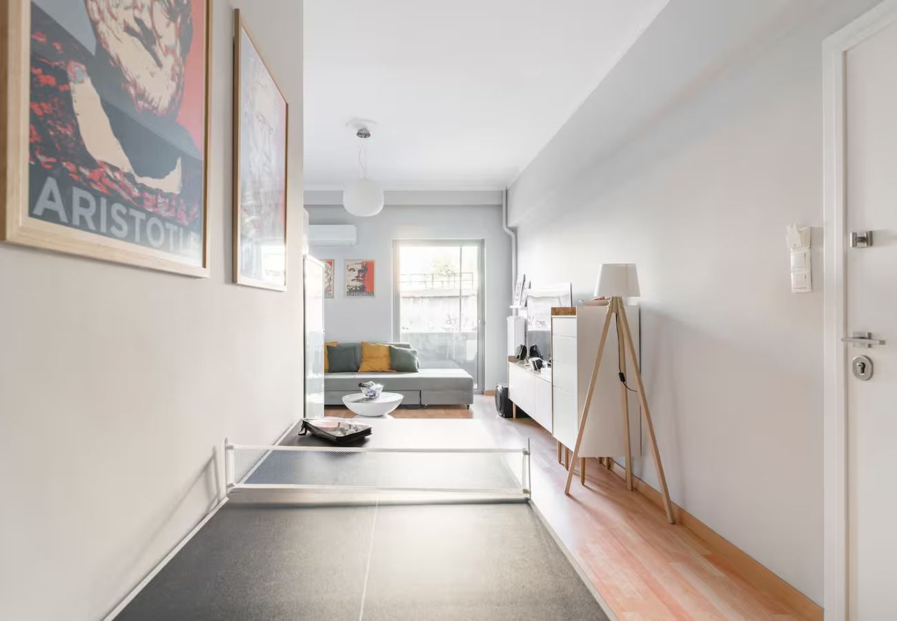 Apartment in Athens - Athenian Entertainment & Relaxation Hub