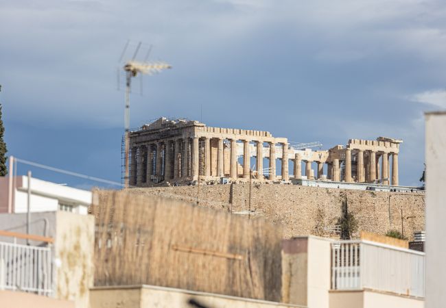 Apartment in Athens - Acropolis Luxe Retreat 15 ppl 6 bdrm Neoclassical Home w/ Jacuzzi & Rooftop Apartment in Athens - Acropolis Luxe Retreat 15 ppl 6 bdrm Neoclassical Home w/ Jacuzzi & Rooftop