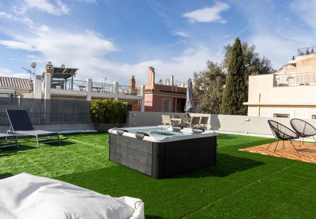 Apartment in Athens - Acropolis Luxe Retreat 15 ppl 6 bdrm Neoclassical Home w/ Jacuzzi & Rooftop Apartment in Athens - Acropolis Luxe Retreat 15 ppl 6 bdrm Neoclassical Home w/ Jacuzzi & Rooftop