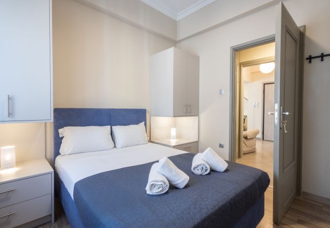 Apartment in Piraeus - Kastella Waves: Chic 2-Bedroom Getaway Apartment in Piraeus - Kastella Waves: Chic 2-Bedroom Getaway