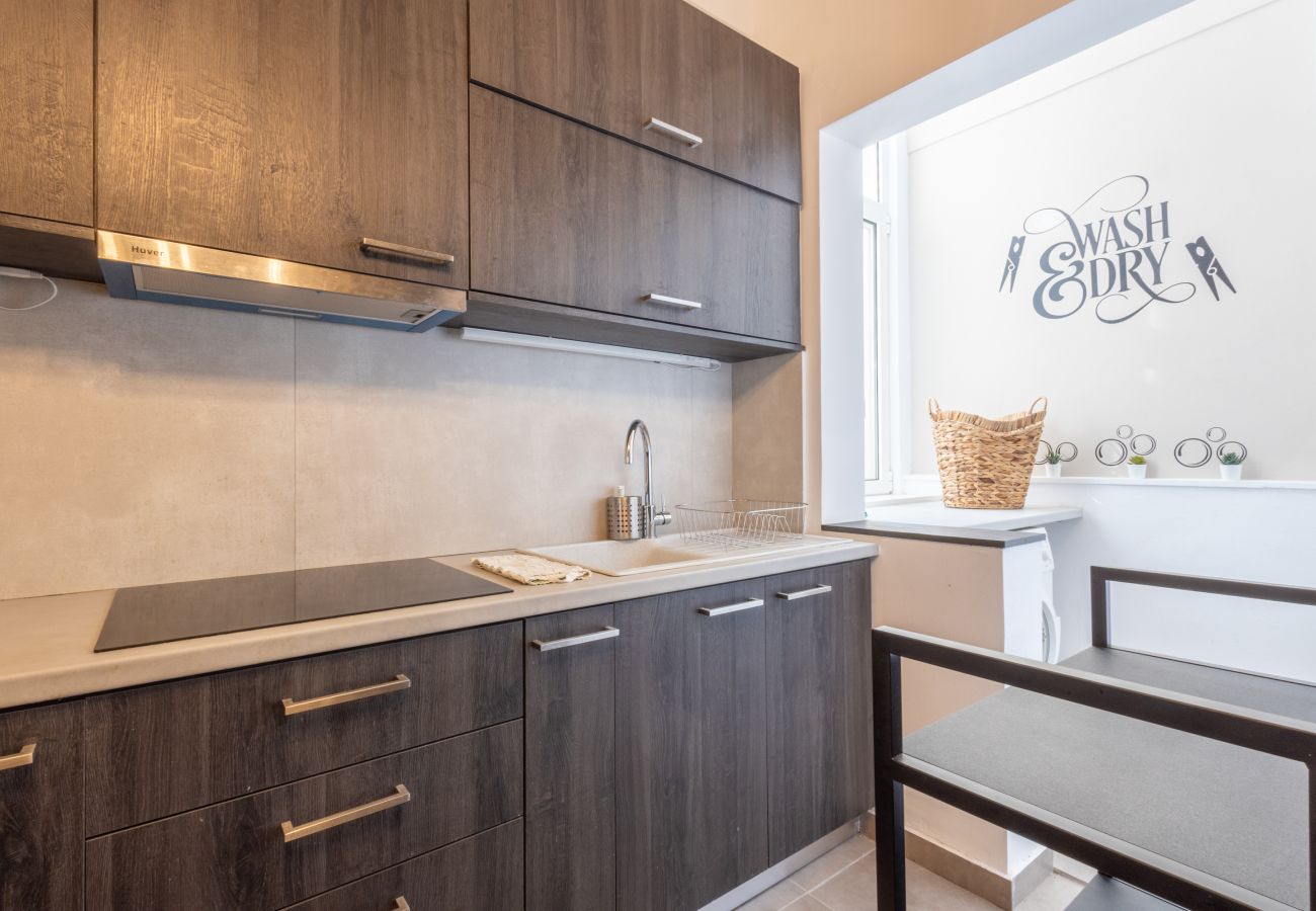 Apartment in Piraeus - 2-Bedroom Retreat Just Steps from the Sea