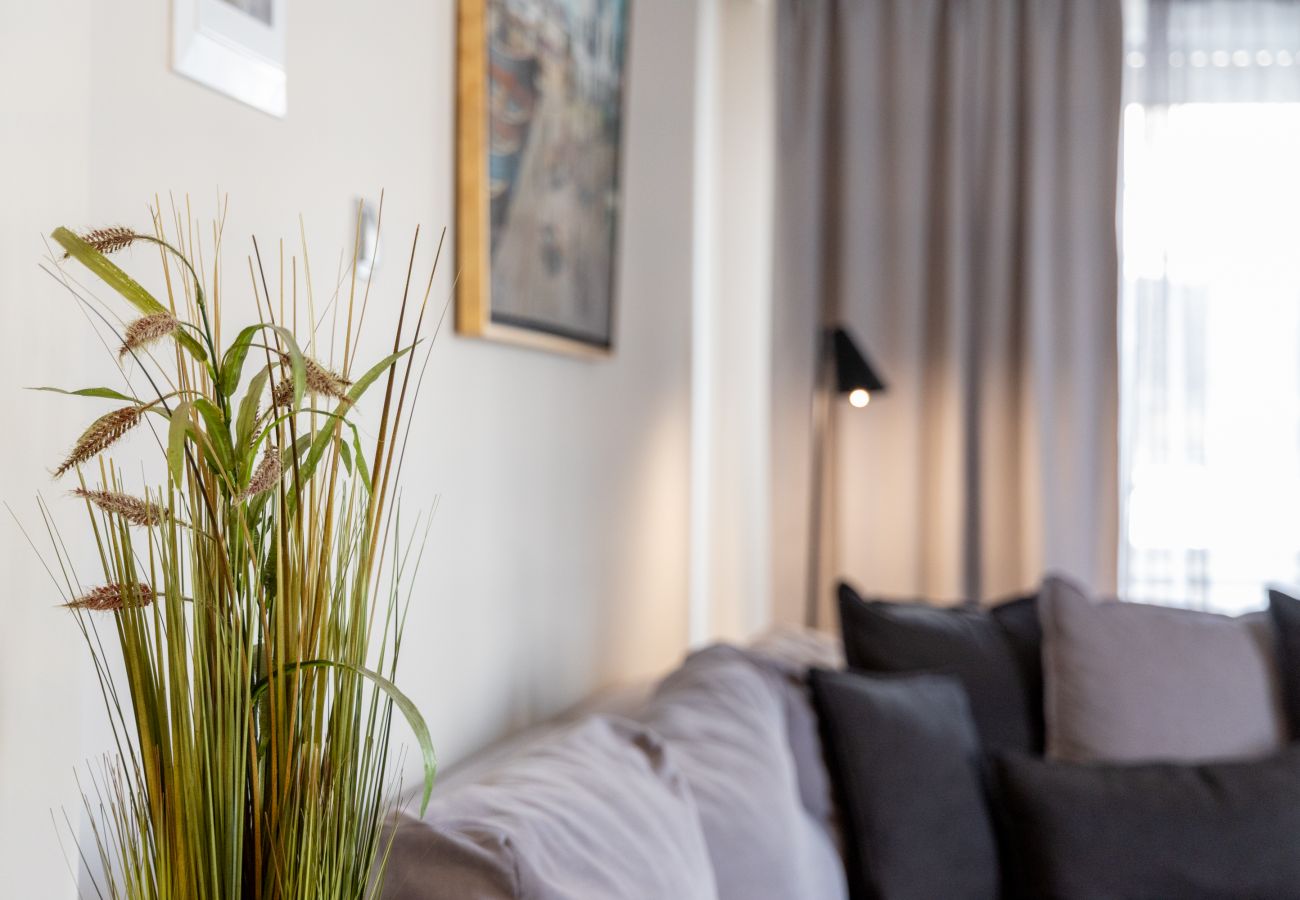 Apartment in Piraeus - 2-Bedroom Retreat Just Steps from the Sea