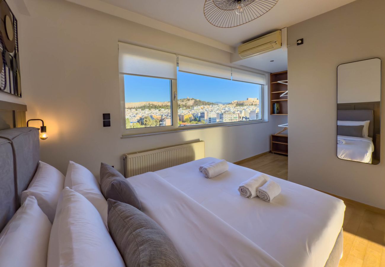 Apartment in Athens - Acropolis Sky Retreat | Jacuzzi & 3BR Maisonette