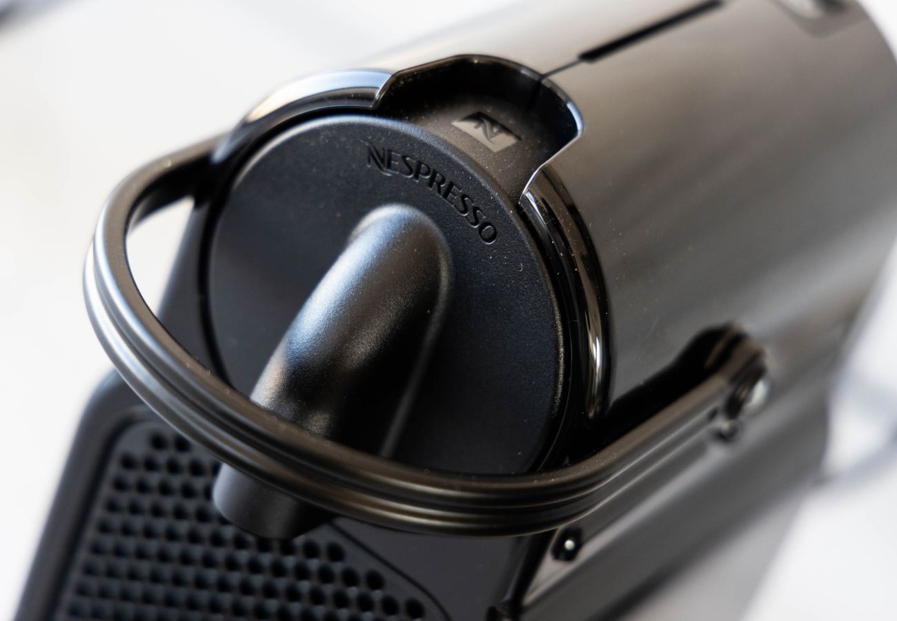 Apartment in Athens - Acropolis Sky Retreat | Jacuzzi & 3BR Maisonette