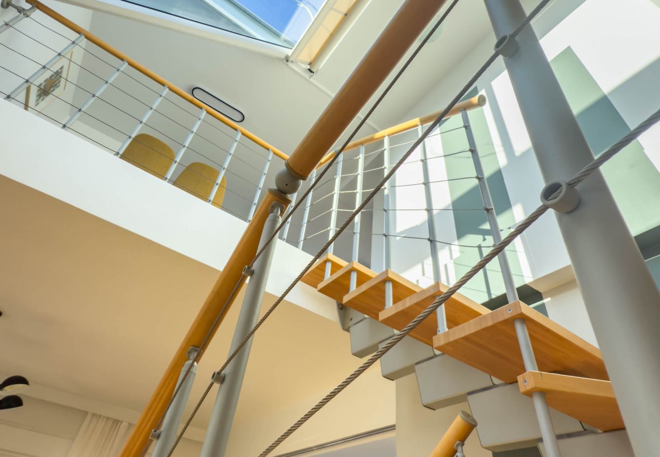 Apartment in Athens - Acropolis Sky Retreat | Jacuzzi & 3BR Maisonette