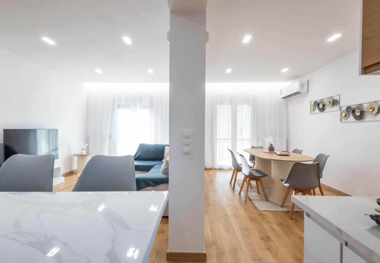 Apartment in Kallithea - Sunlit Charm | Modern 2BR Apartment with High-Speed WiFi