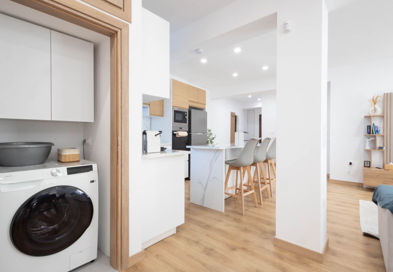 Apartment in Kallithea - Sunlit Charm | Modern 2BR Apartment with High-Speed WiFi
